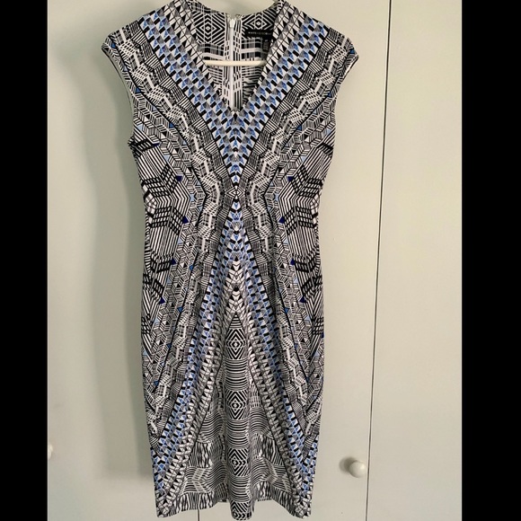 White House Black Market Dresses & Skirts - SOLD White House Black Market Cap-Sleeve Geo Printed Sheath Dress Size 2P (NWOT)